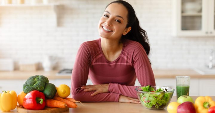 Beleza de dentro pra fora: como alimentação e hidratação refletem na pele